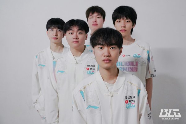 金元速配 BLG爆冷1-2不敌G2，惨遭淘汰！疯狂失误，心态炸裂，止步8强