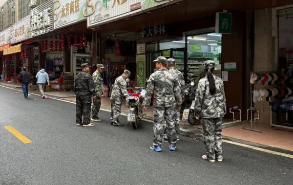 易启胜 富林镇“六乱”整治见成效，圩镇颜值品质双提升